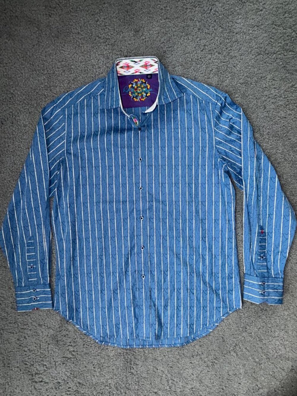 Lot of 3 Robert Graham Luxury Button-Down Shirts - Size Medium - Excellent Cond. - Picture 6 of 14